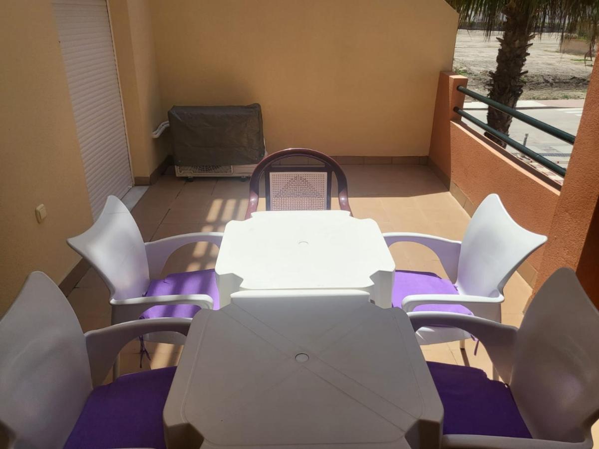 Apartamento Coqueto Con Terraza Y Cerca De La Piscina Comunitaria Y De La Playa! Daire Playas de Vera Dış mekan fotoğraf
